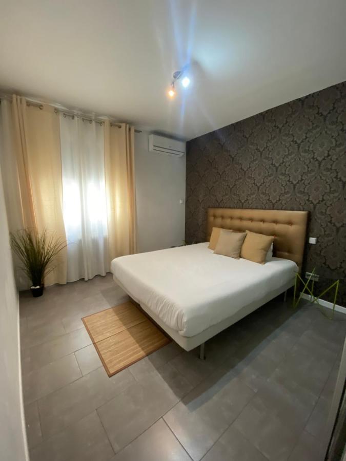 Sixrooms Plaza Mayor Мадрид Номер фото