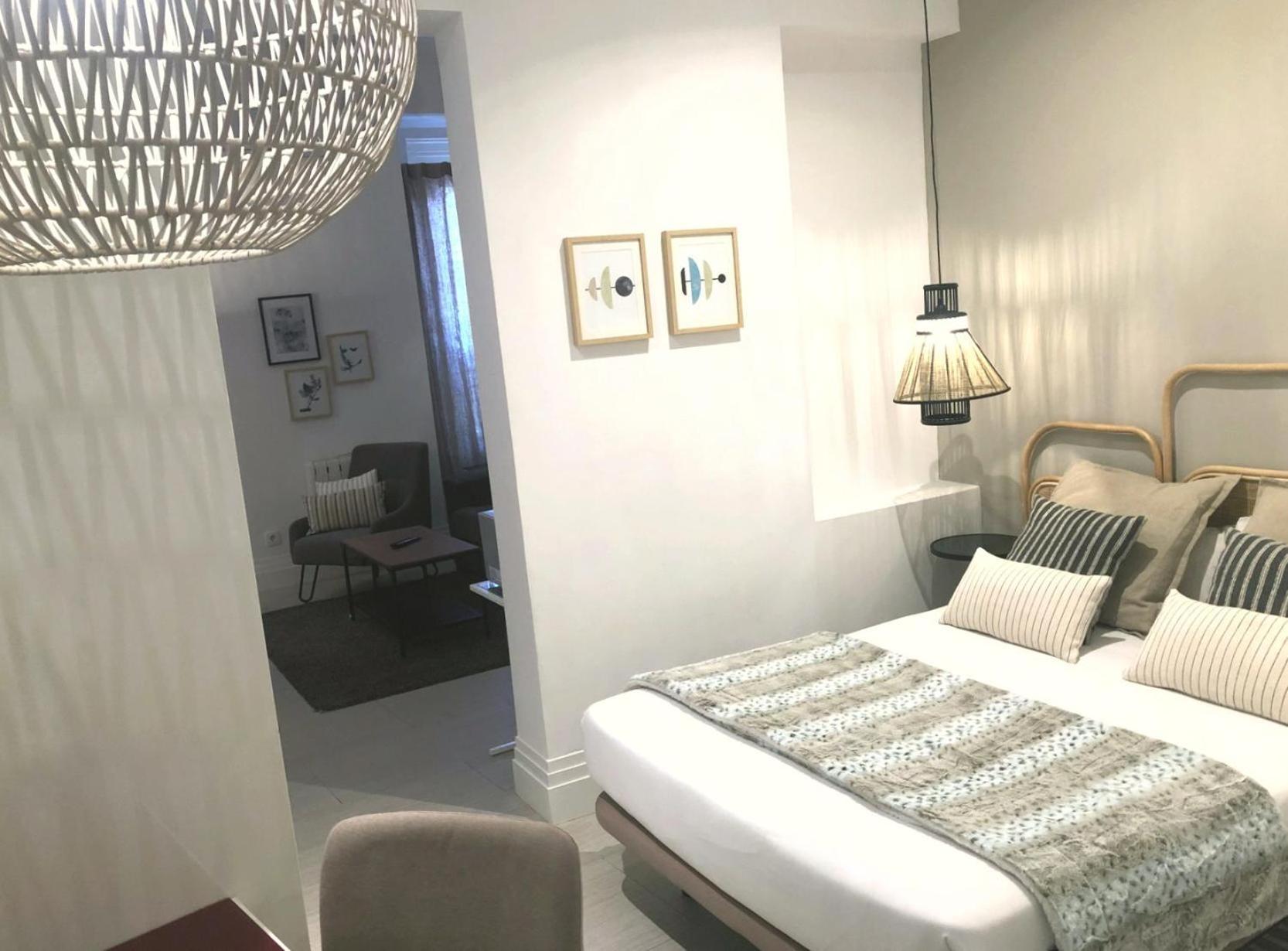 Sixrooms Plaza Mayor Мадрид Номер фото
