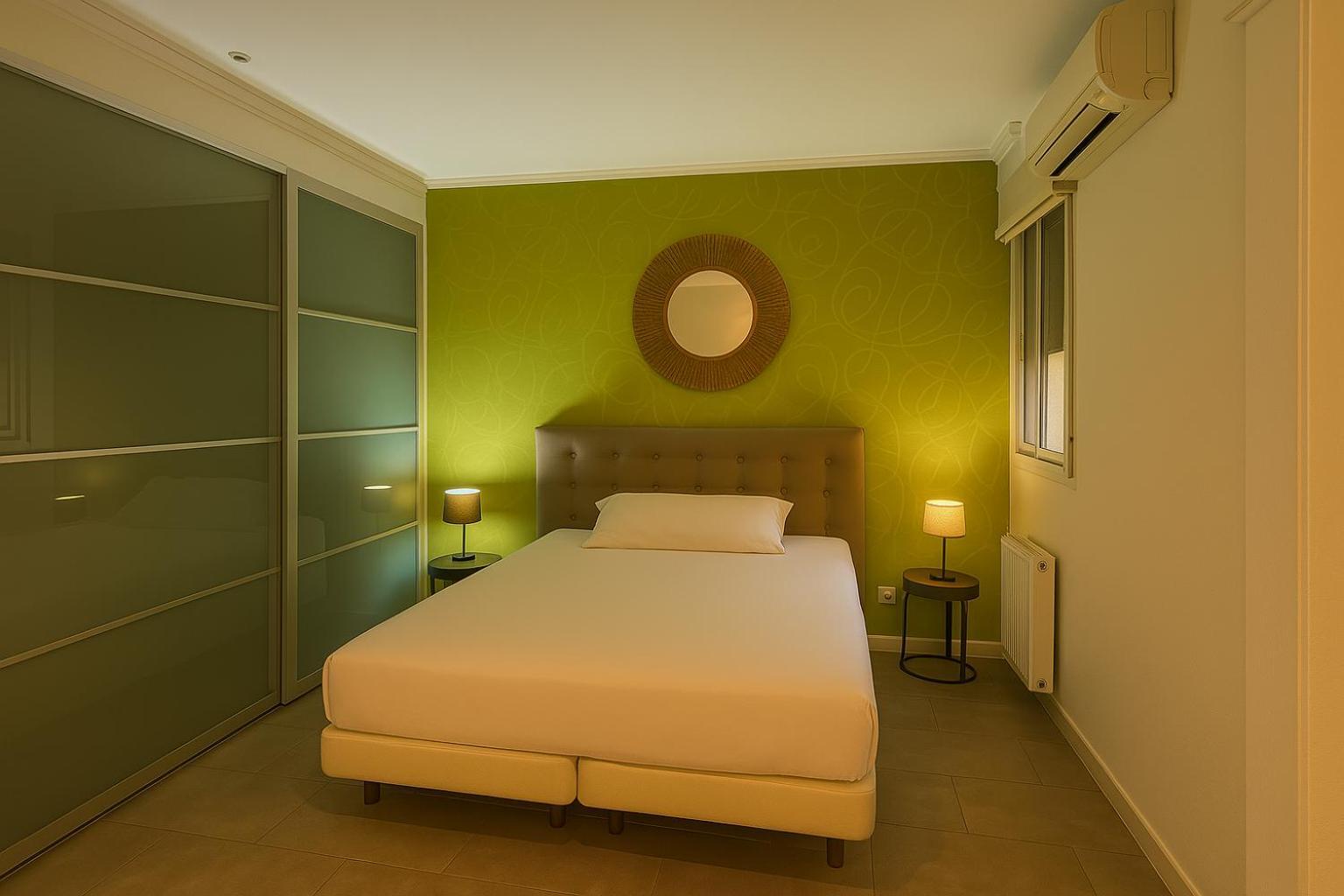 Sixrooms Plaza Mayor Мадрид Номер фото